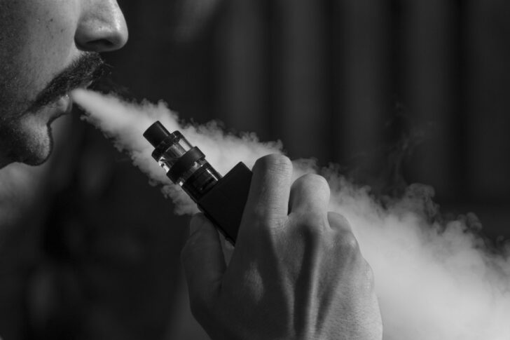 eliquid-g201886410_1920