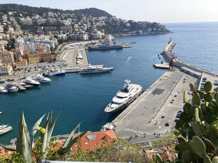 Russia Ukraine War Oligarch Superyachts ซูเปอร์ยอตช์