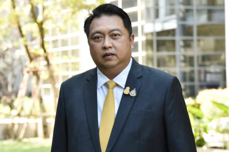 สุชาติ ชมกลิ่น สุชาติ ชมกลิ่น