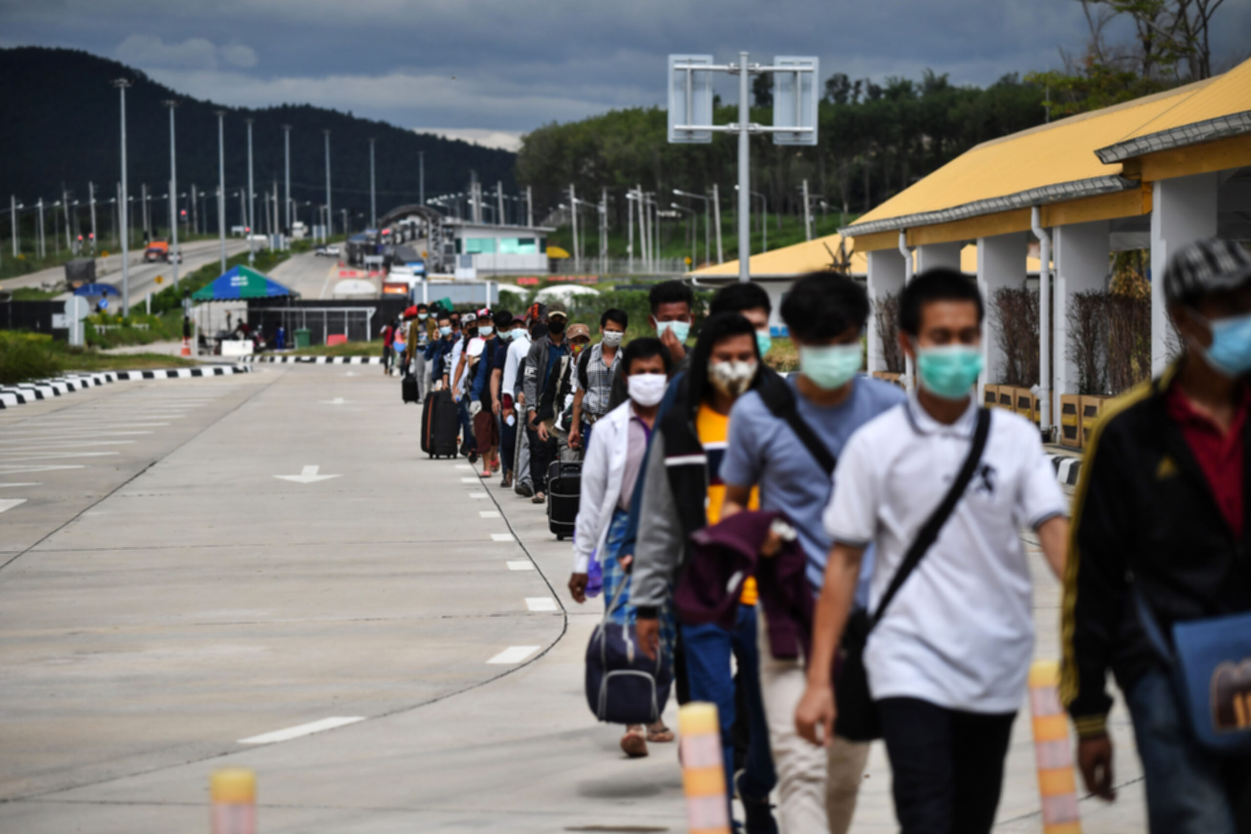 เปิดขั้นตอน-เอกสาร คนไทย ต่างชาติ เดินทางเข้าประเทศผ่านชายแดน