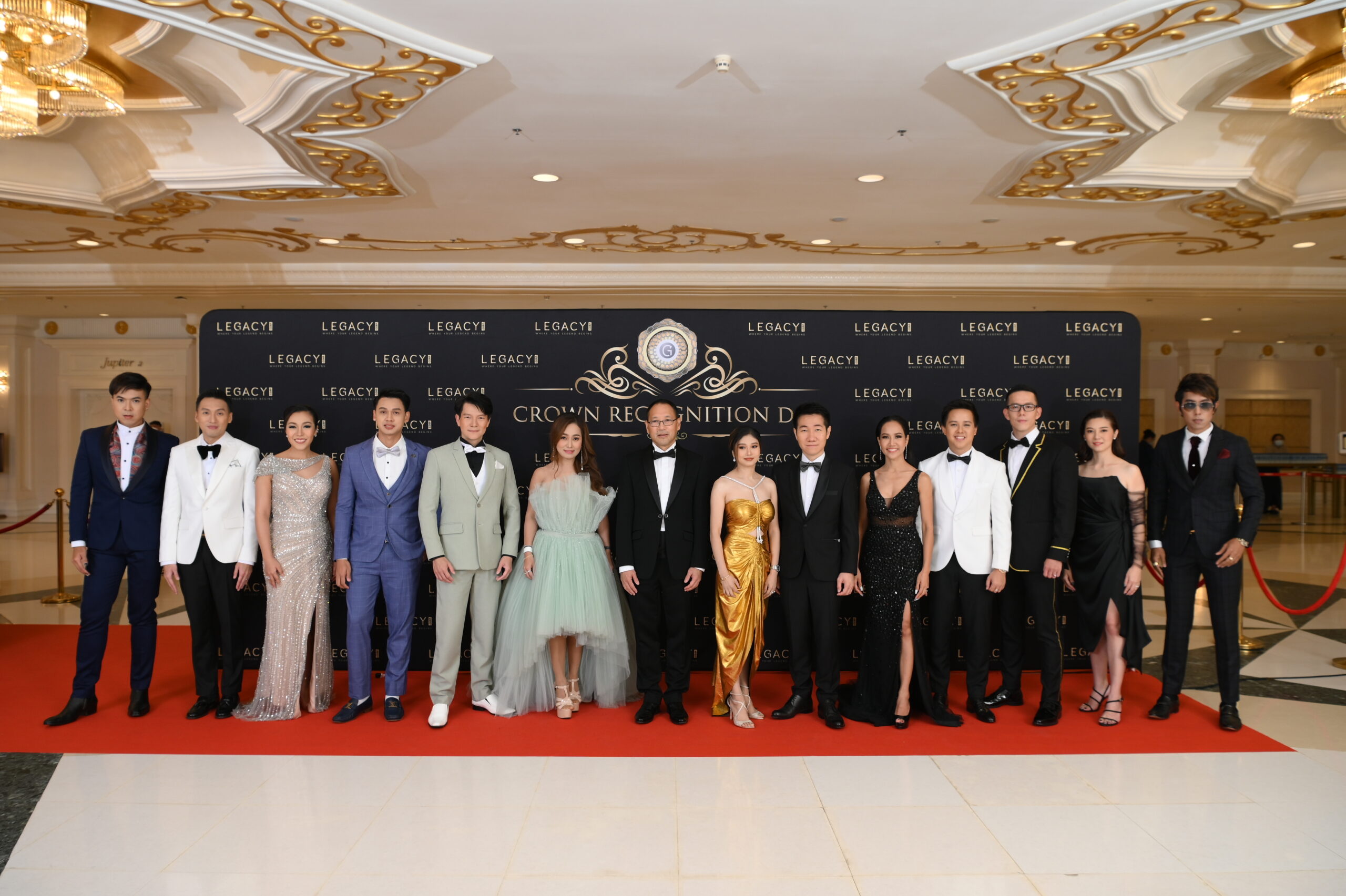 กลยุทธ์ ‘3 HI’ สู่การเติบโตของ ‘เลกาซี’ สวนทาง ศก.ยุคโควิด ฉลองใหญ่มอบเข็ม 9 นักธุรกิจระดับ Crown
