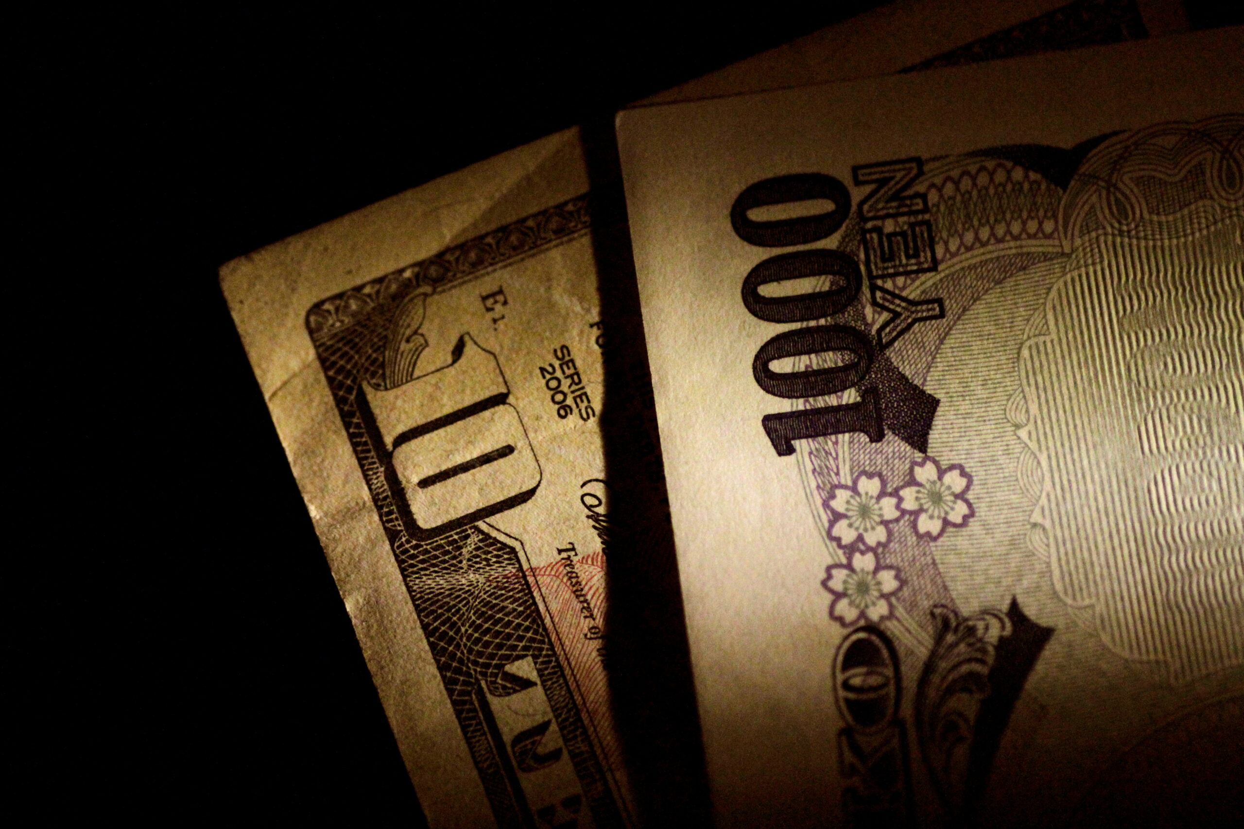 เงินเยนอ่อนค่า กรุงศรีเสนอบัตรแลกเงินล็อกเรท เตรียมเที่ยวญี่ปุ่น