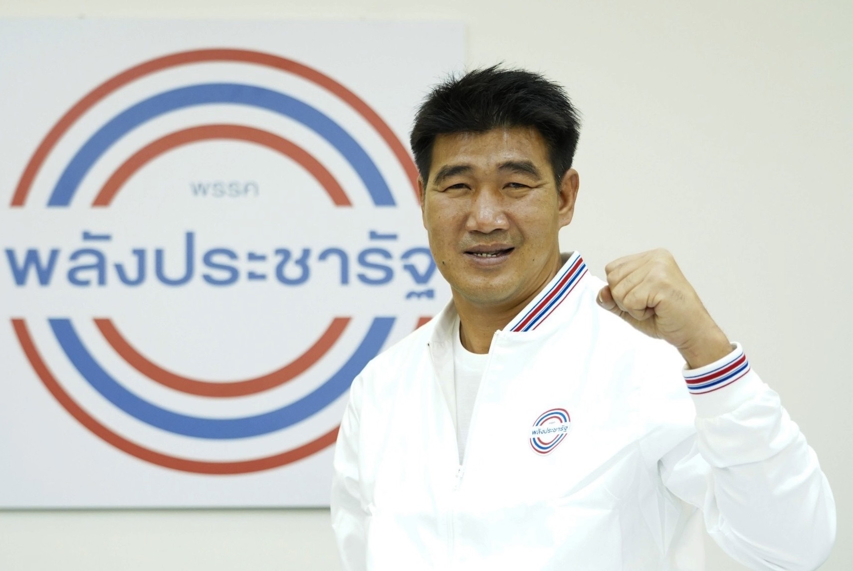 พลังประชารัฐ เปิดตัว สมรักษ์ คำสิงห์-หลานบิ๊กจิ๋ว ลงเลือกตั้ง ส.ส.อีสาน