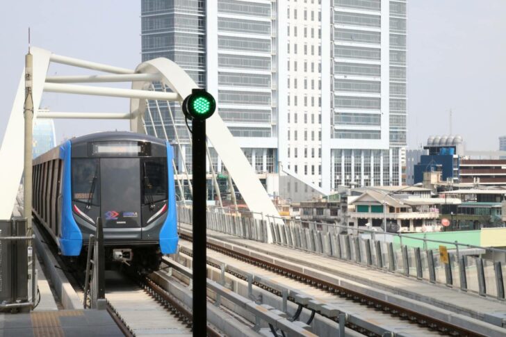 รถไฟฟ้าสายสีน้ำเงิน รถไฟฟ้าสายสีน้ำเงิน