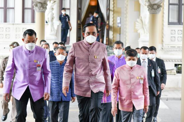 จับตาวาระ ครม. ปรับแผนหนี้สาธารณะปี’65 ของบฯลงทุนระบบส่งไฟฟ้าอีอีซี