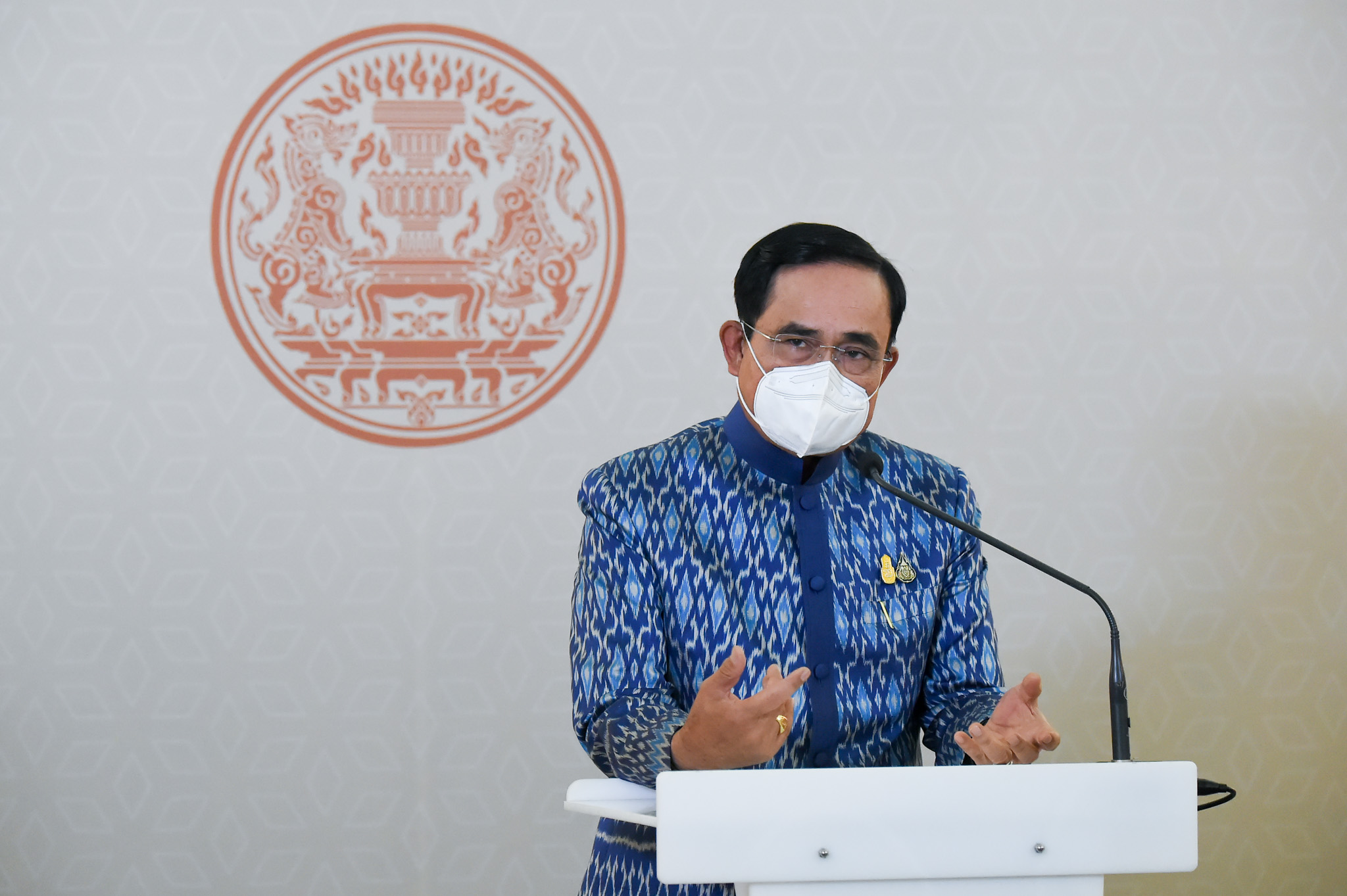 ประยุทธ์ ให้กำลังใจ จุรินทร์ แก้ปัญหาภายในประชาธิปัตย์ได้