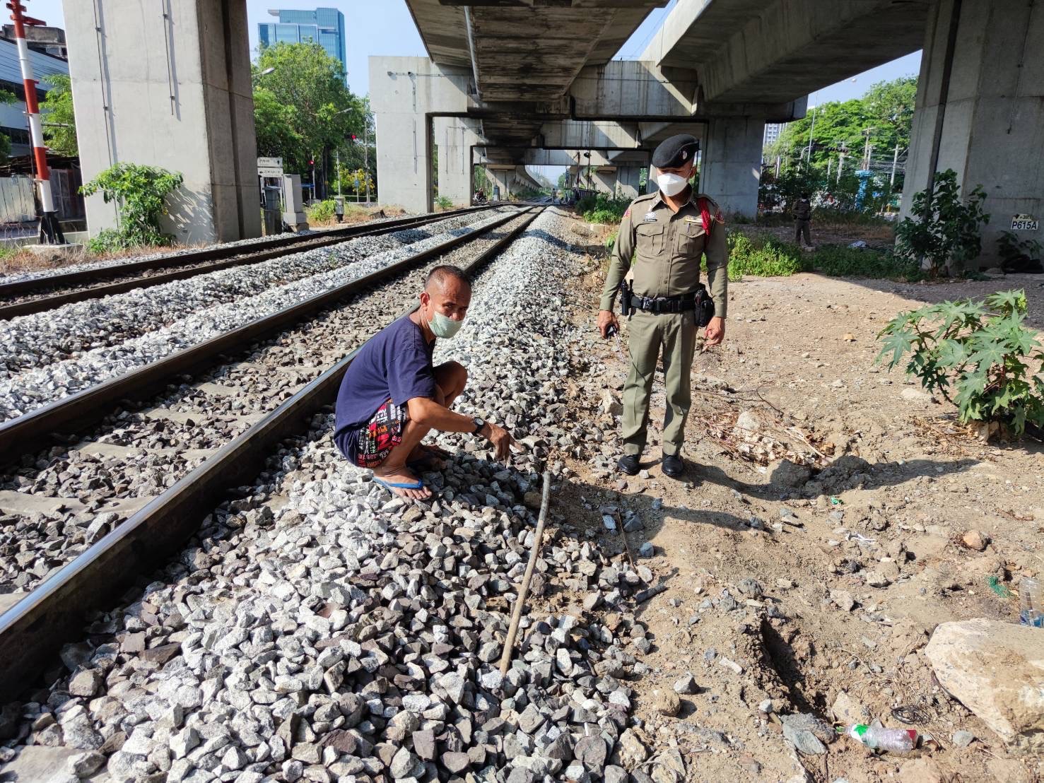 รวบหัวขโมยลักสายไฟฟ้าของการรถไฟฯ เผยเพิ่งพ้นโทษ 3 เดือน