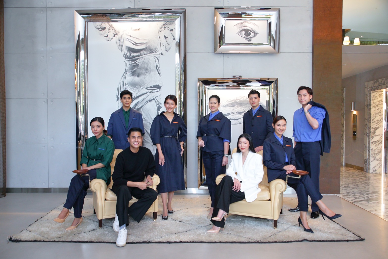 ‘แสนสิริ’ ร่วมกับ ‘VVON SUGUNNASIL’ เผยโฉม “YOUniform” ยูนิฟอร์มพนักงานขายใหม่ รังสรรค์ผ่านคอนเซ็ปต์ ‘Genderless Collection’
