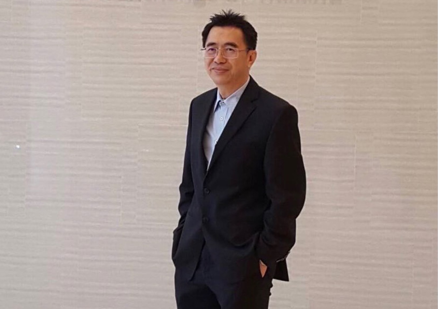 ธวัชชัย วรวรรณธนะชัย
