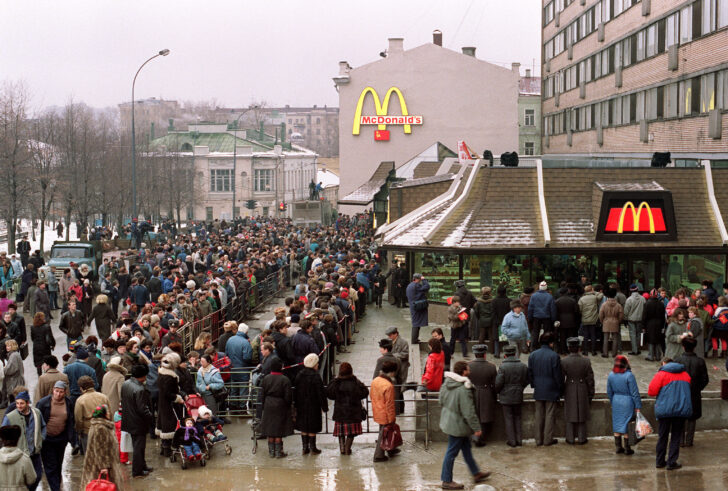 FILES-RUSSIA-UKRAINE-CONFLICT-ECONOMY-MCDONALD