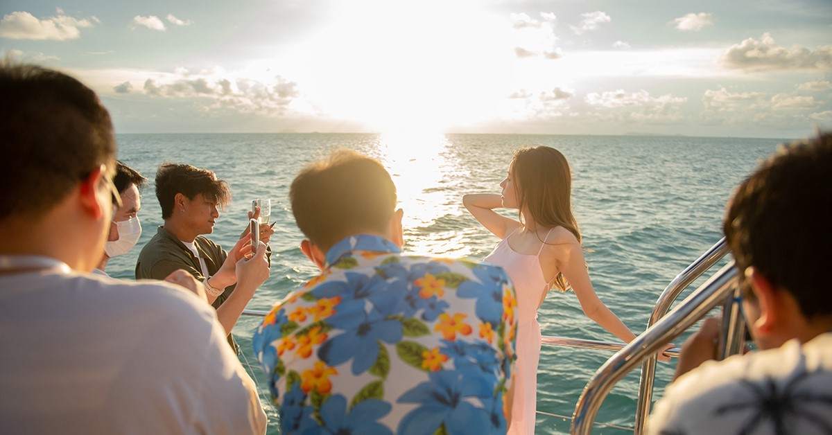 OPPO จัด Exclusive Trip ชวนล่องเรือยอร์ช พร้อมเวิร์คช็อปกับช่างภาพมืออาชีพ ใน The Portrait Expert | Sea Sunset Voyage With OPPO Reno7 Z 5G