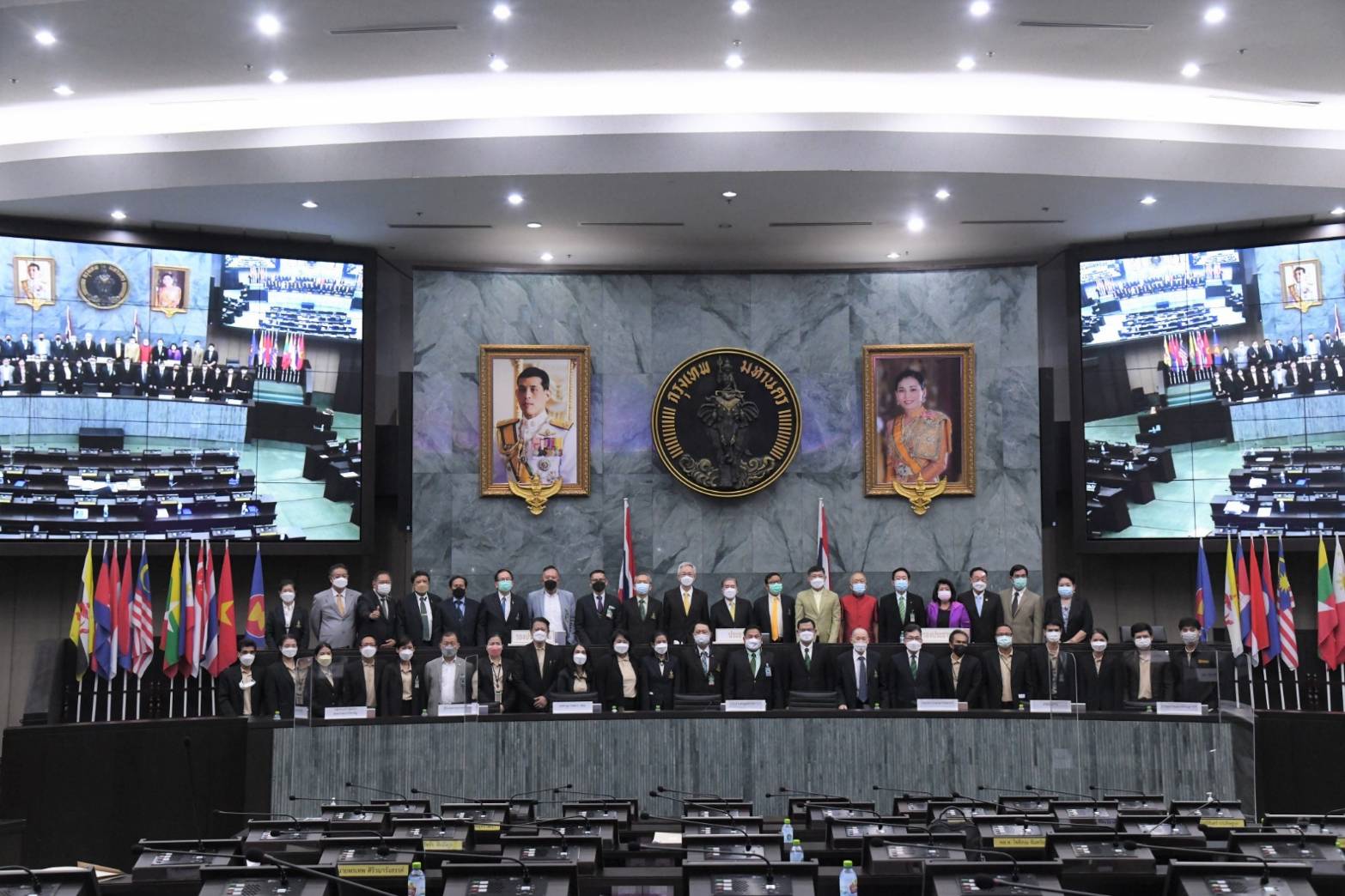 สภา กทม. ประชุมนัดสุดท้าย ก่อนส่งมอบภารกิจทีมผู้ว่าฯชุดใหม่