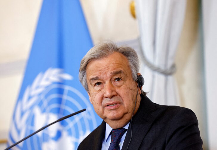 เลขาธิการสหประชาชาติ Antonio Guterres พูดในระหว่างการแถลงข่าวกับนายกรัฐมนตรีออสเตรีย Karl Nehammer (ไม่เห็น) และรัฐมนตรีต่างประเทศ Alexander Schallenberg (ไม่เห็น) ในกรุงเวียนนาประเทศออสเตรีย 11 พฤษภาคม 2022 REUTERS เลขาธิการสหประชาชาติ Antonio Guterres พูดในระหว่างการแถลงข่าวกับนายกรัฐมนตรีออสเตรีย Karl Nehammer (ไม่เห็น) และรัฐมนตรีต่างประเทศ Alexander Schallenberg (ไม่เห็น) ในกรุงเวียนนาประเทศออสเตรีย 11 พฤษภาคม 2022 REUTERS