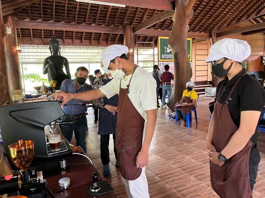 เร่งพัฒนาแรงงาน ฟื้นธุรกิจท่องเที่ยวเขตเศรษฐกิจพิเศษกว่าหมื่นคน