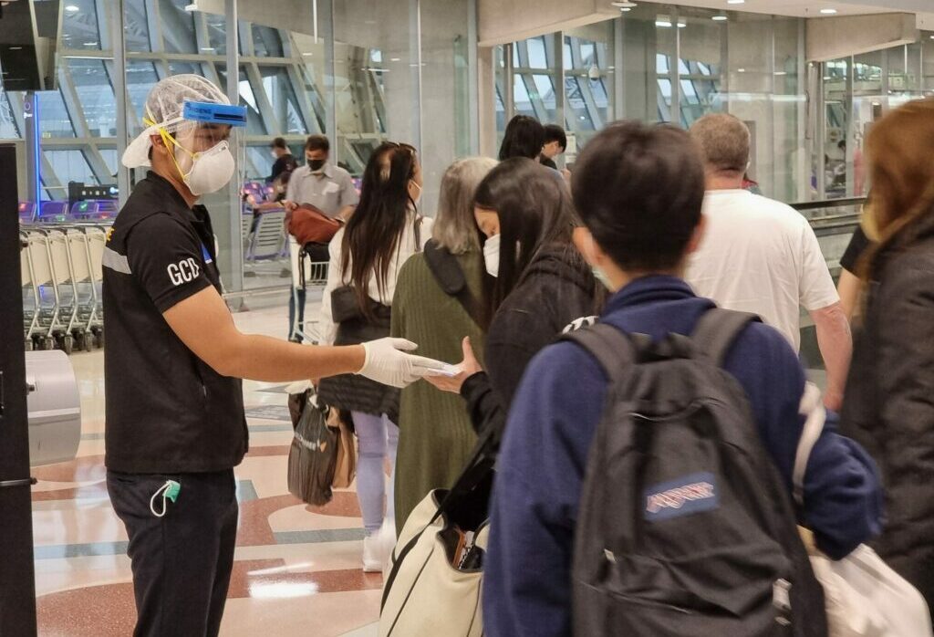 คลัง หวังนักท่องเที่ยวปีหน้าทะลุ 21 ล้านคน หลังจีนส่งสัญญาณเปิดประเทศ
