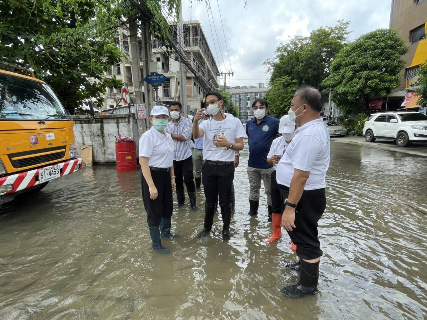 ฝนกระหน่ำ กทม.รับเลือกตั้งผู้ว่าฯ ปลัดขจิตสั่ง 50 เขต เร่งระดมช่วยเหลือคนกรุง