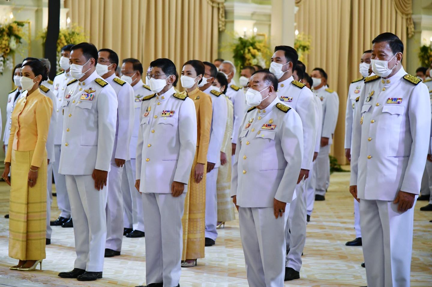 ถวายพระพรชัยวันฉัตรมงคล