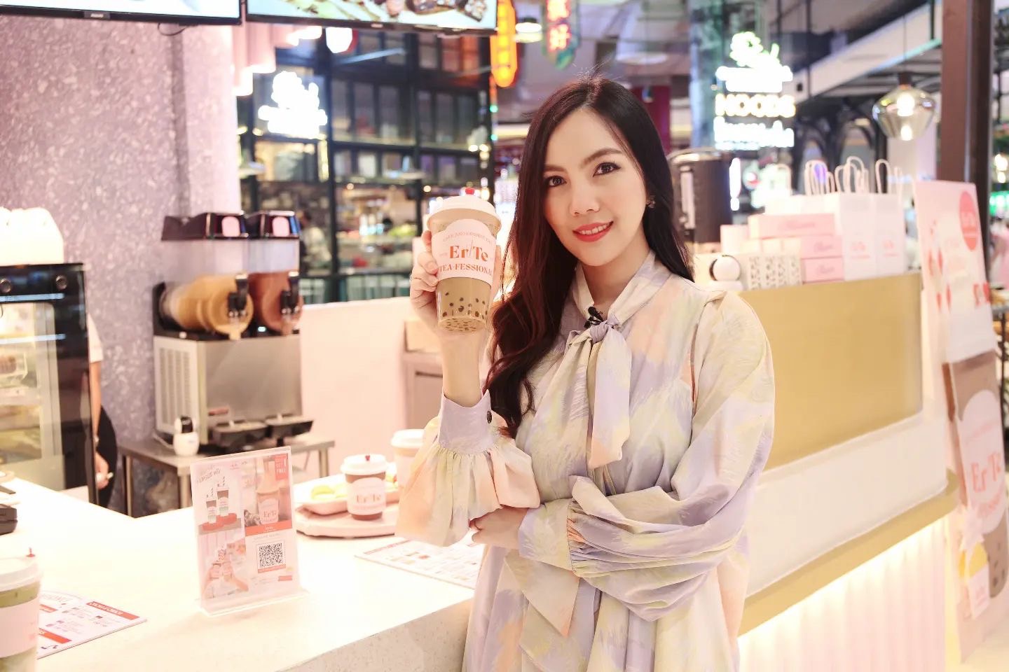 ร้าน “Er Te Café” บริการเครื่องดื่ม ชา Tea – Fessional คัดวัตถุดิบชาจากทั่วทุกโลกสู่ชานมสูตรพิเศษ