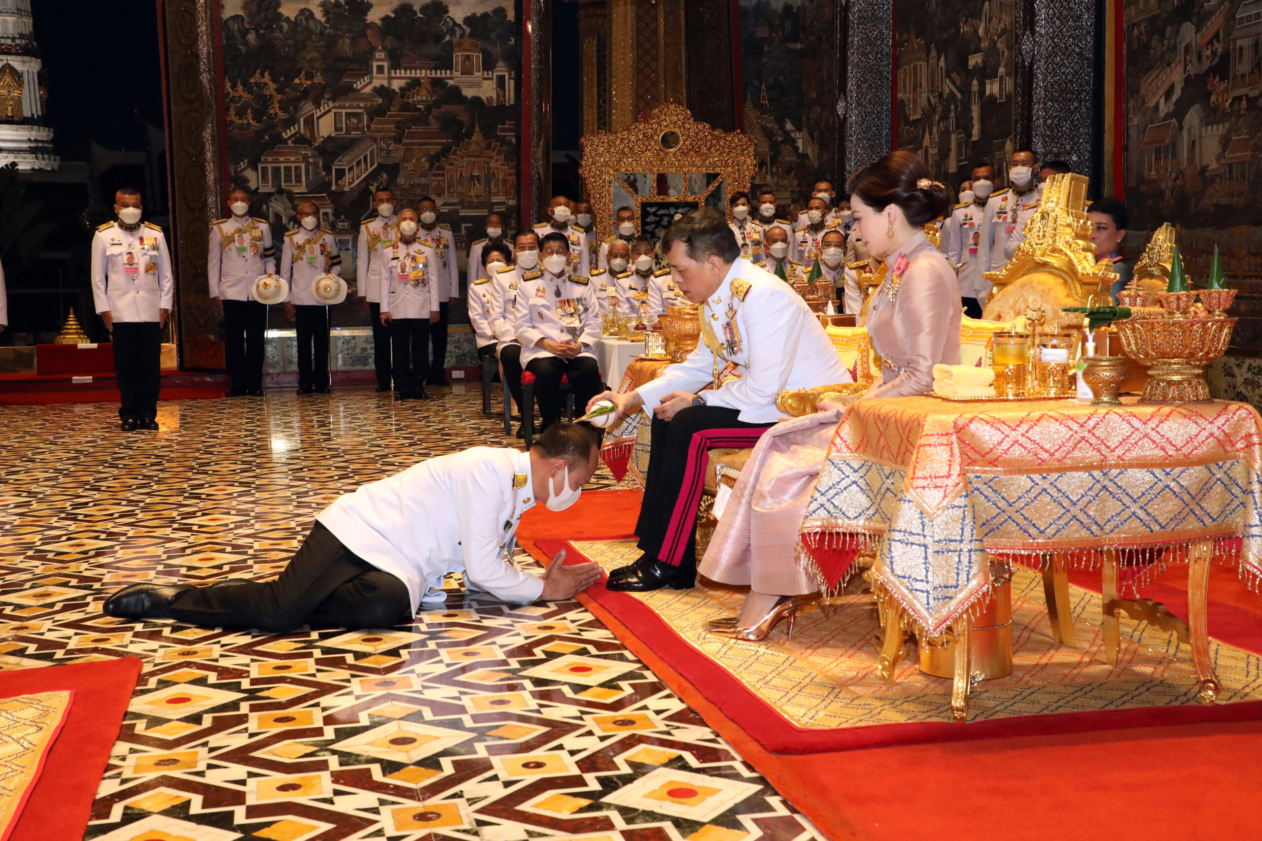 ในหลวง พระราชินี เสด็จฯพระราชพิธีพืชมงคล 2565 ทรงเจิมพระยาแรกนา