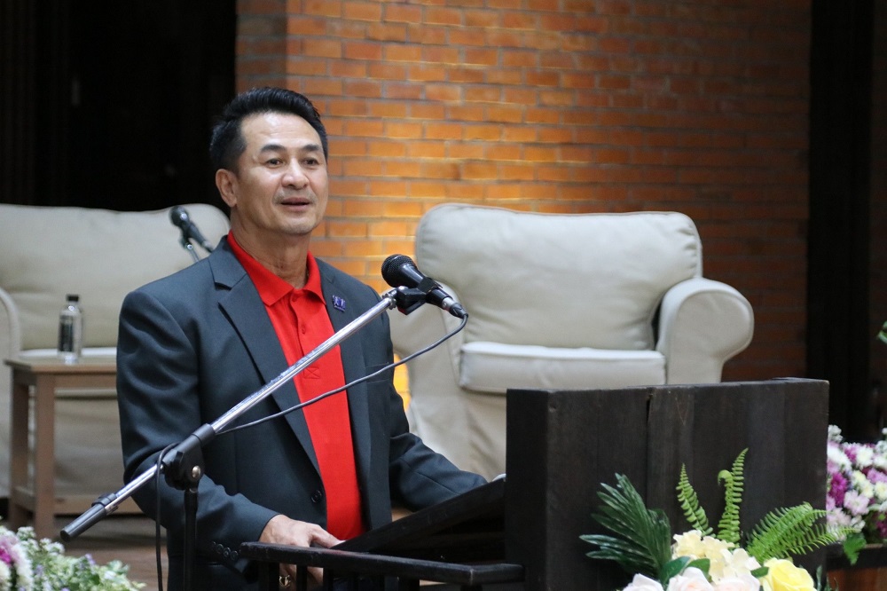 ชลน่าน ห่วง “ประยุทธ์” ทิ้งเก้าอี้ “บิ๊กป้อม” นั่งนายกฯ รักษาการ ถึงปี 2566