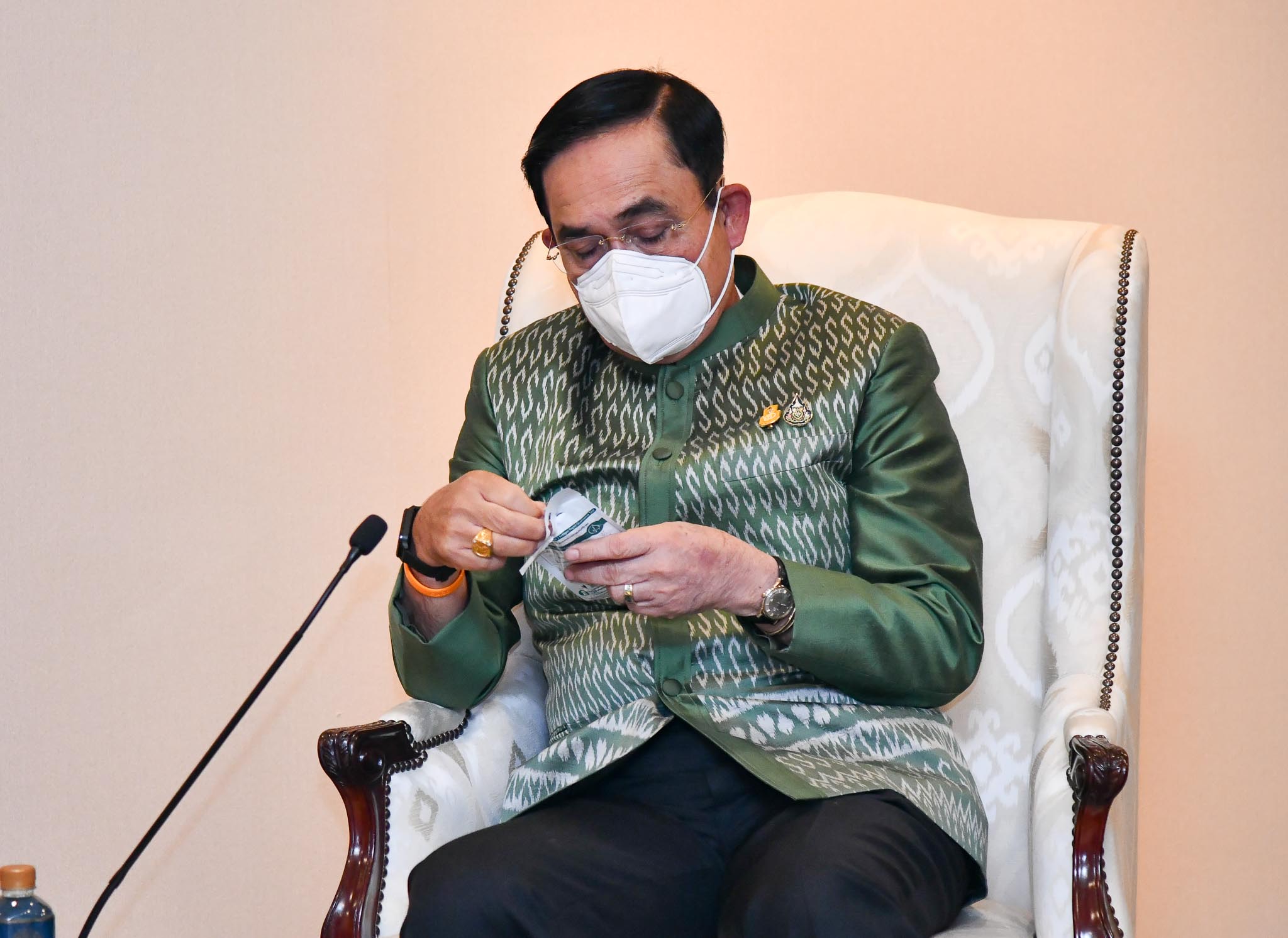 ประยุทธ์ ตั้งเป้ารายได้ต่อหัวคนไทย 3 แสนบาทต่อปี