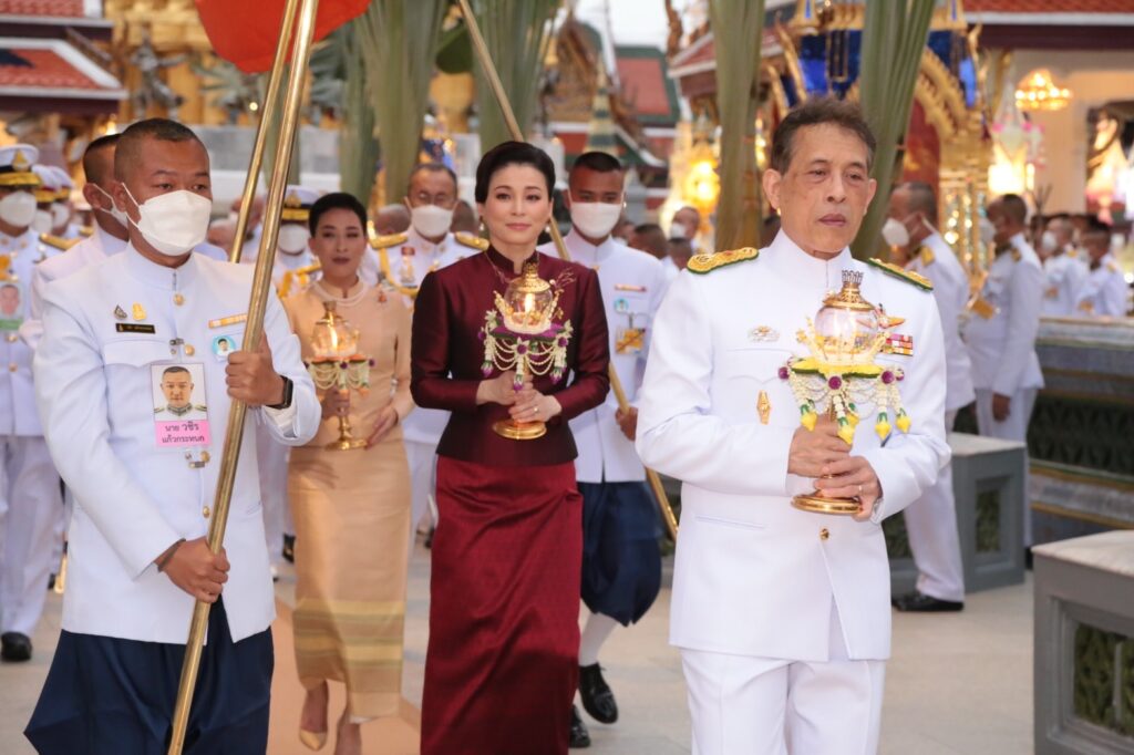 ในหลวง พระราชินี