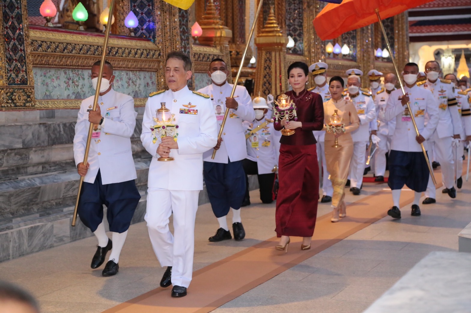 ในหลวง พระราชินี