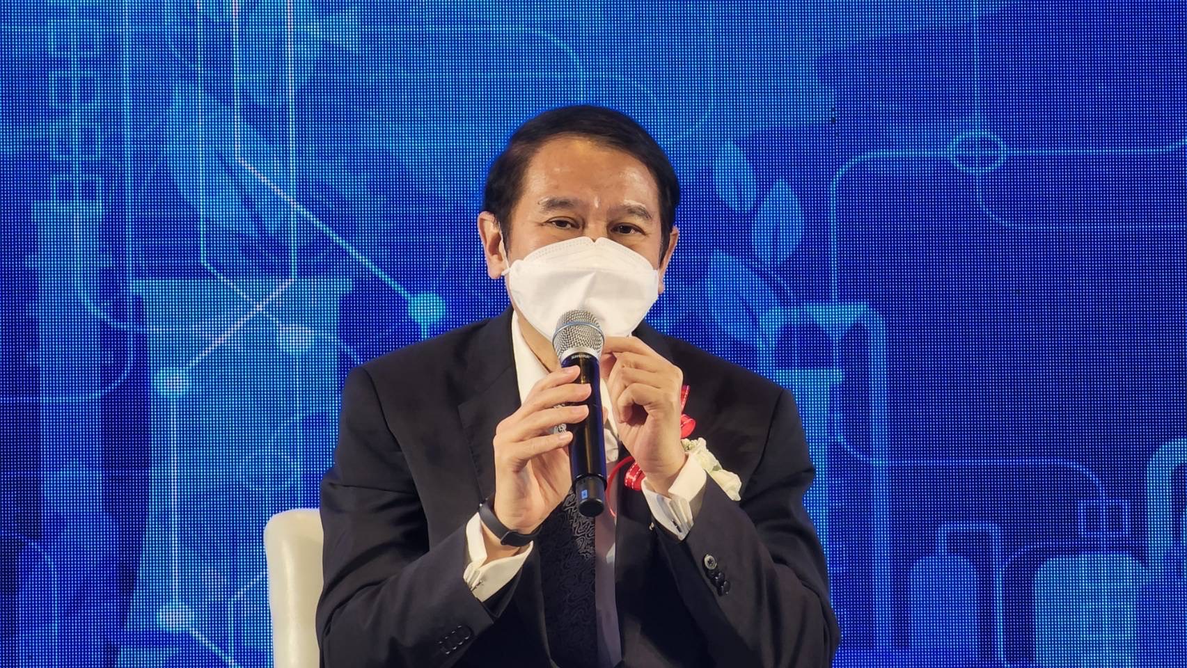 คณิศ ฟันธง 3 ปี ลงทุน 5G-หุ่นยนต์ใน EEC 50,000 ล้าน/ปี