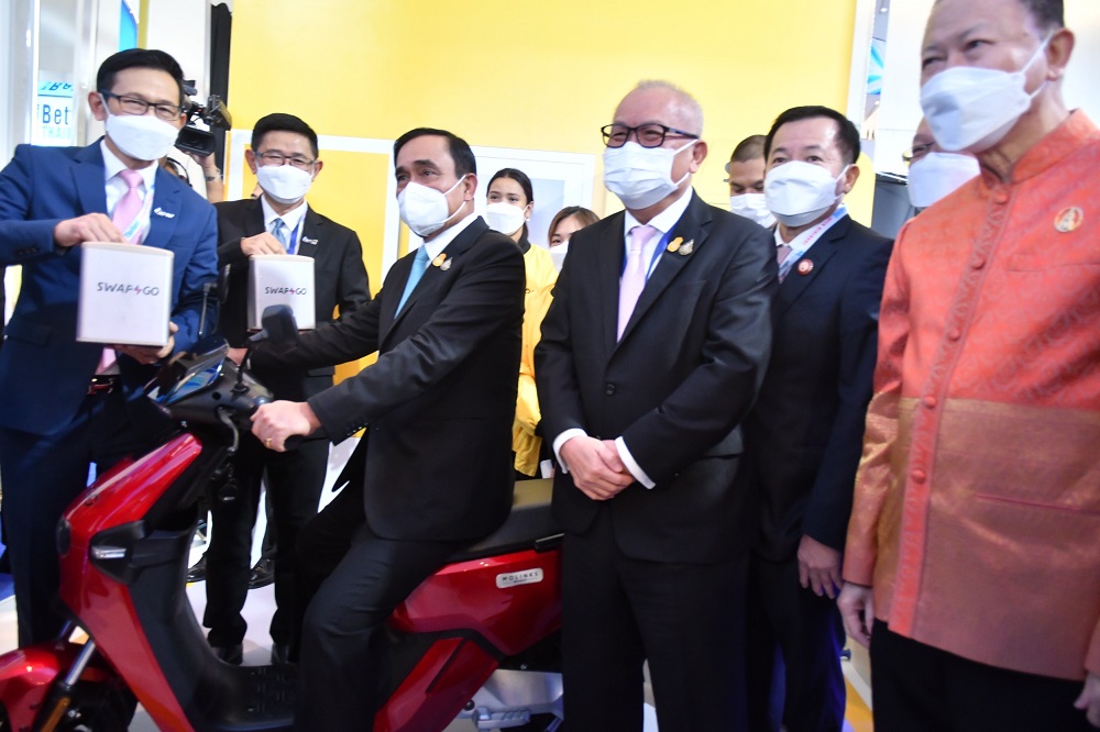 ประยุทธ์ แบก กองทุนน้ำมัน ติดลบ 72,000 ล้าน กัดฟันอุ้ม ดีเซลต่อ