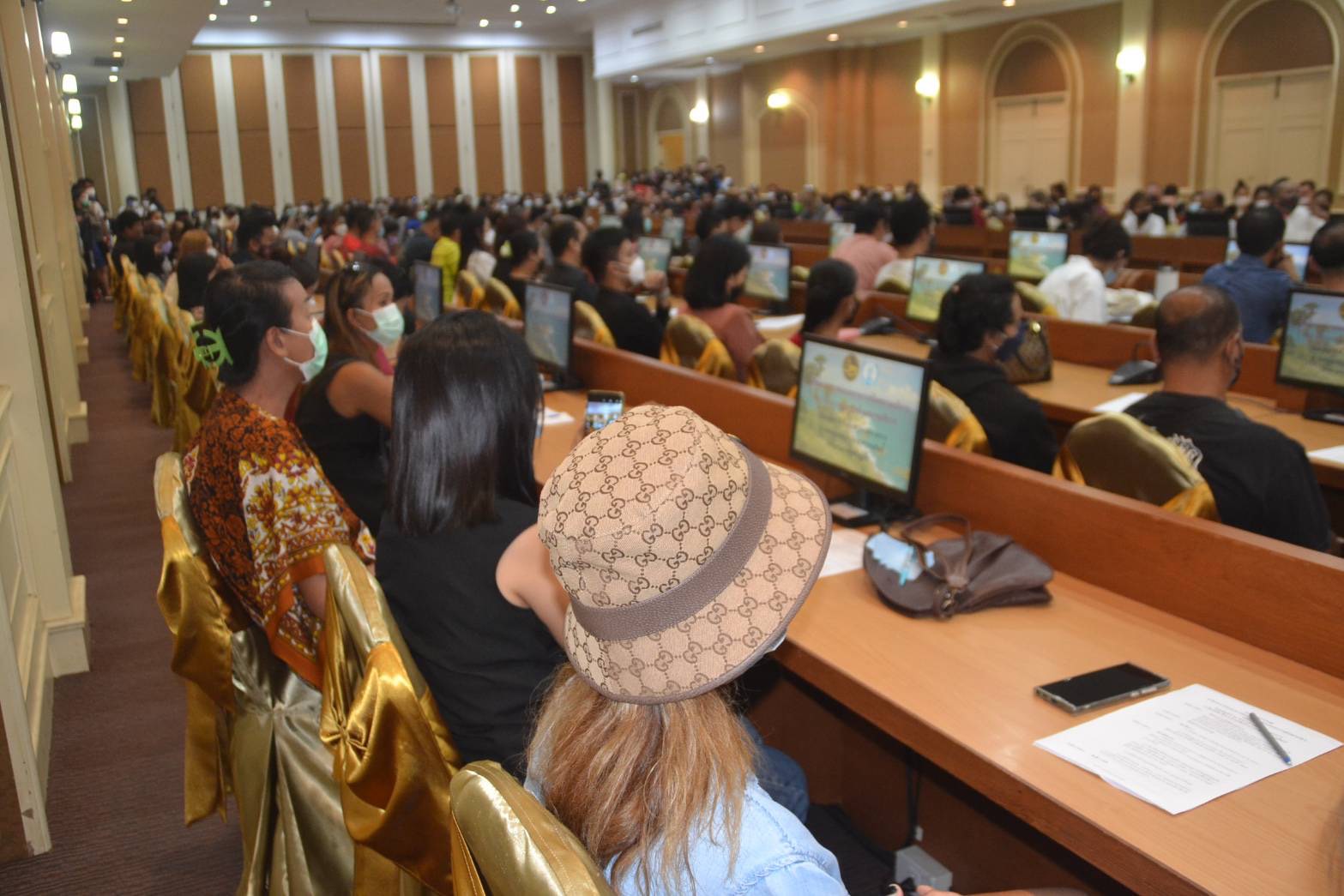 สถานบันเทิงภูเก็ตชงขอเปิดสถานบริการถึงตี 2