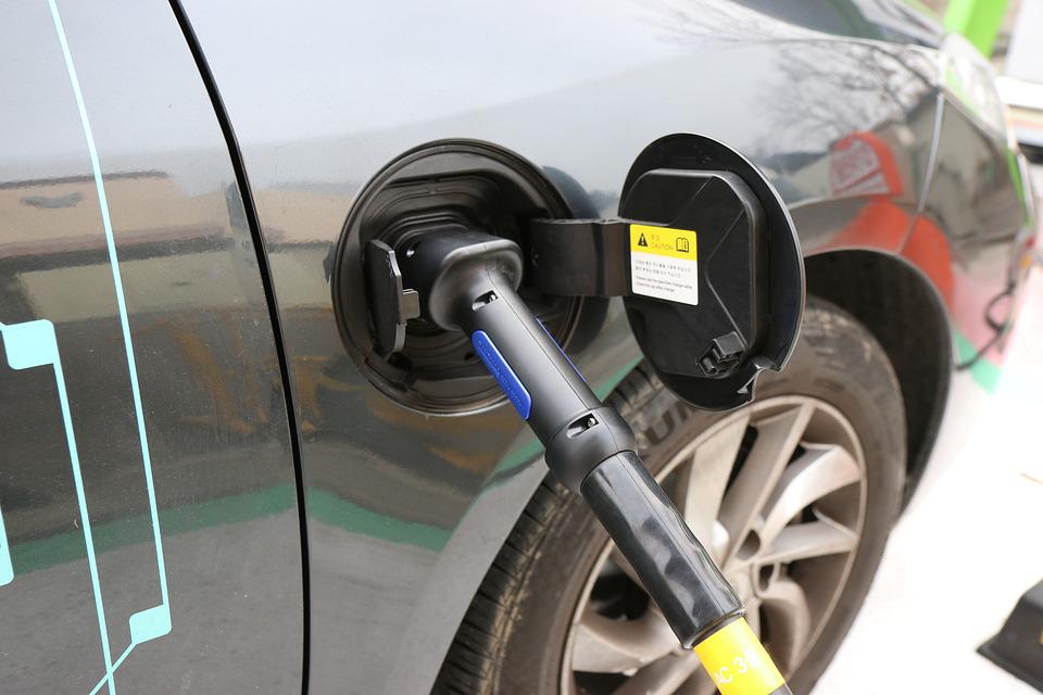 กระแสรถยนต์ไฟฟ้าจุดติด ttb analytics ประเมินปีนี้ยอดขายกลุ่ม xEV พุ่ง 48%