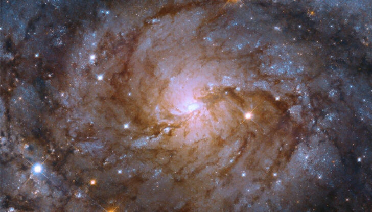 hidden galaxy2 กาแล็กซีที่ซ่อนอยู่