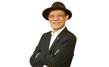 ดร.ประทีป ตั้งมติธรรม