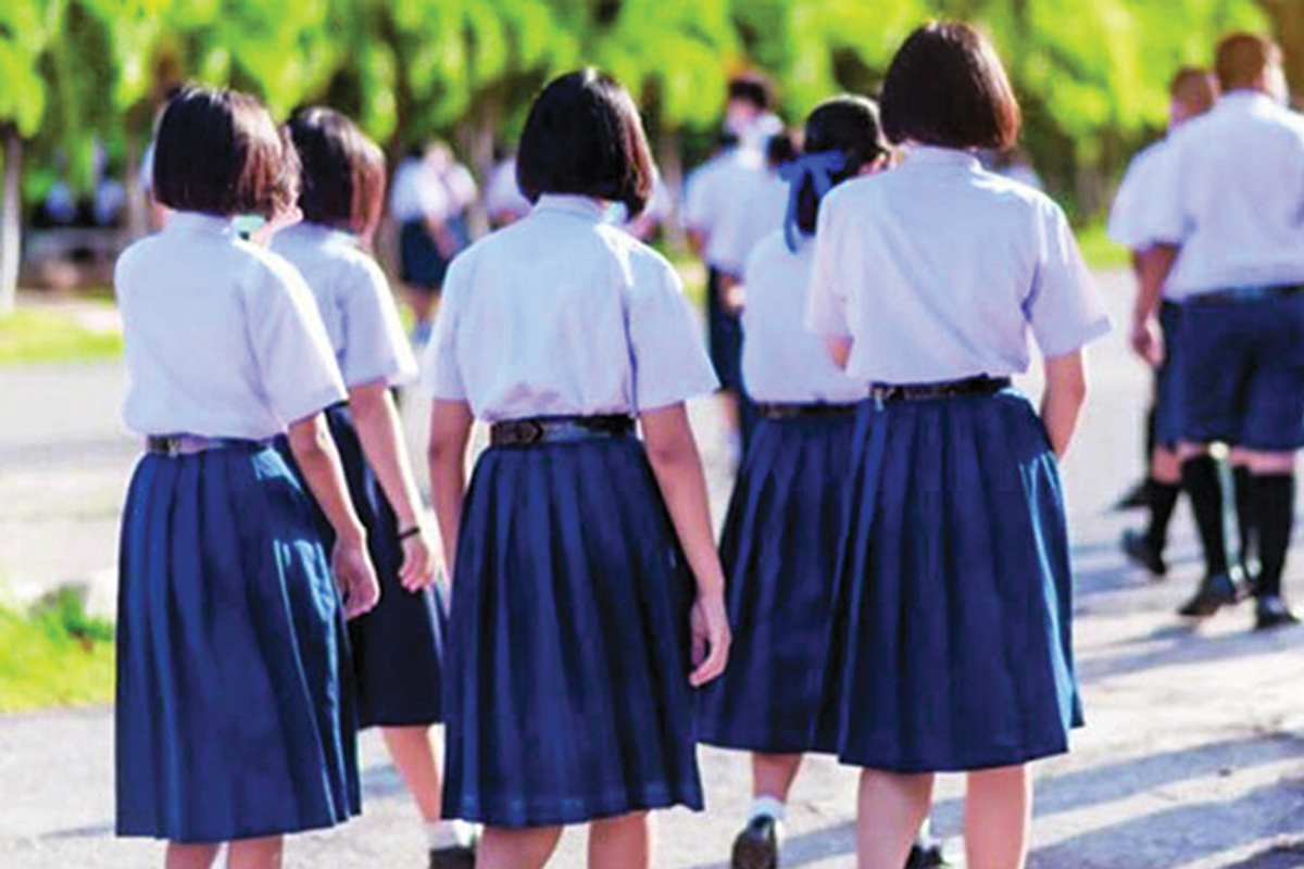 เลือกตั้ง 2566 : เปิดนโยบายการศึกษา 6 พรรค ชงเรียนฟรีถึงชั้นไหนบ้าง