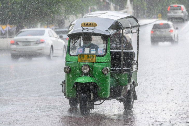 ประเทศไทย-สภาพอากาศ ฝนตก