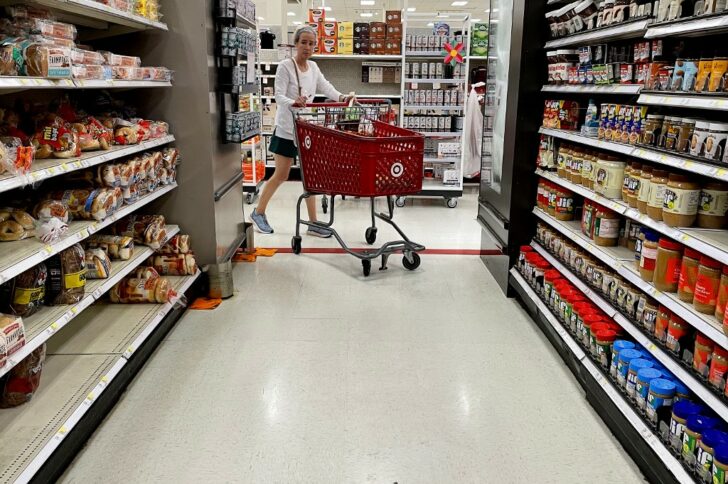 FILES-US-CONSUMER-ECONOMY-INDICATOR
