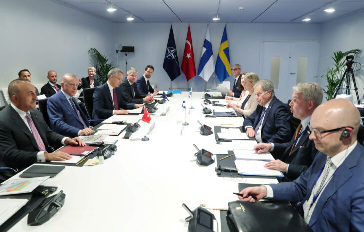 Turkey, Finland and Sweden meet over NATO bid in Madrid ตุรกียอมแล้ว เปิดทางฟินแลนด์-สวีเดน เข้านาโต พร้อมเงื่อนไขสำคัญ