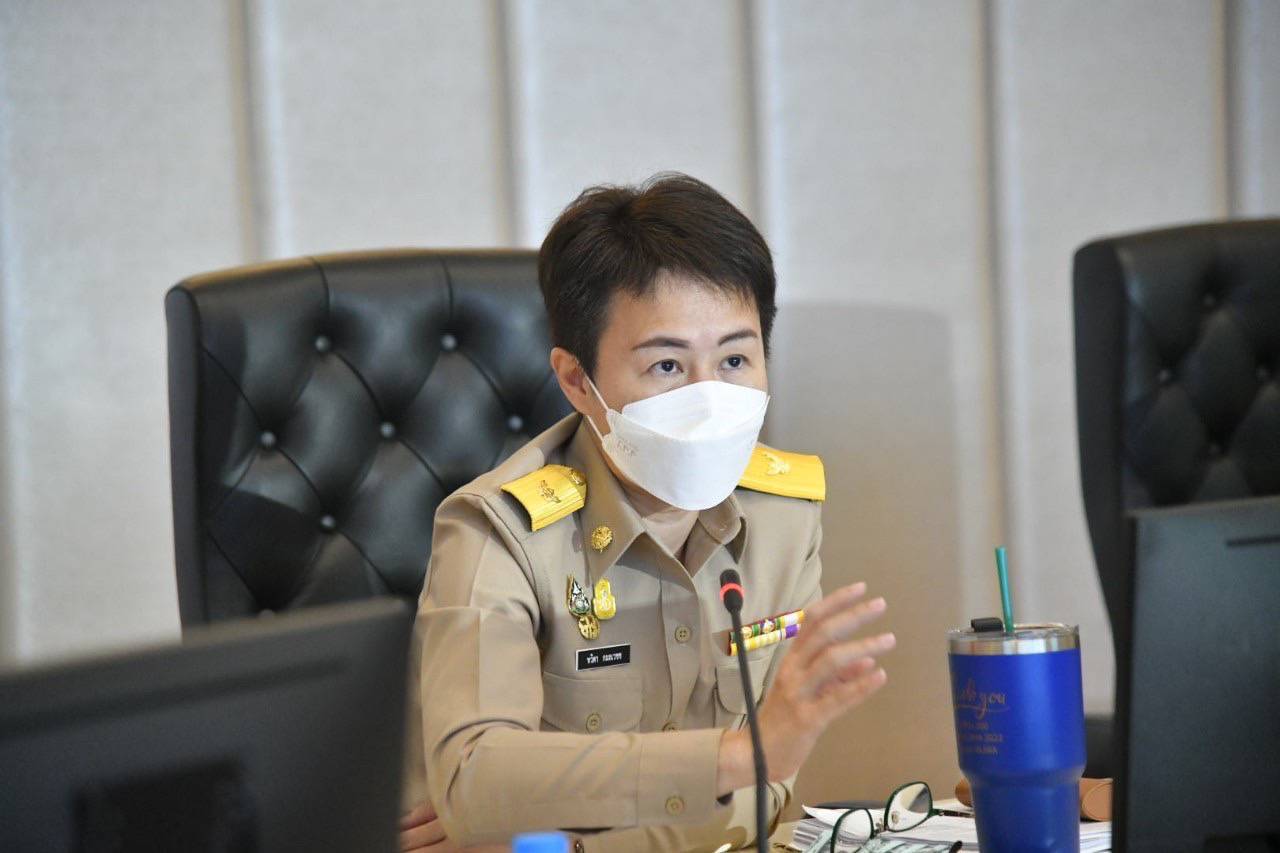 ผศ.ทวิดา กมลเวชช