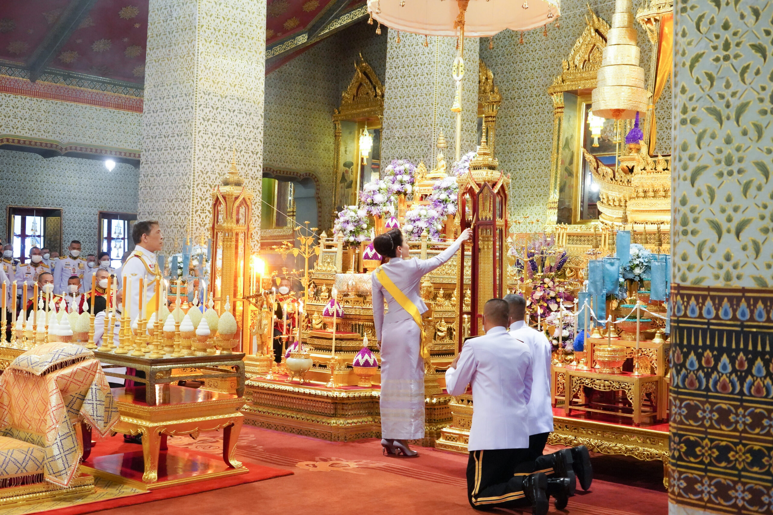 ในหลวง พระราชินี