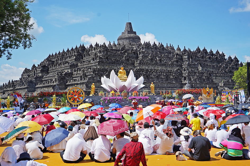 อินโดนีเซียยอมเลื่อน ขึ้นค่าบัตรเข้าชมวัด บุโรพุทโธ – เจอกระแสต้านหนัก
