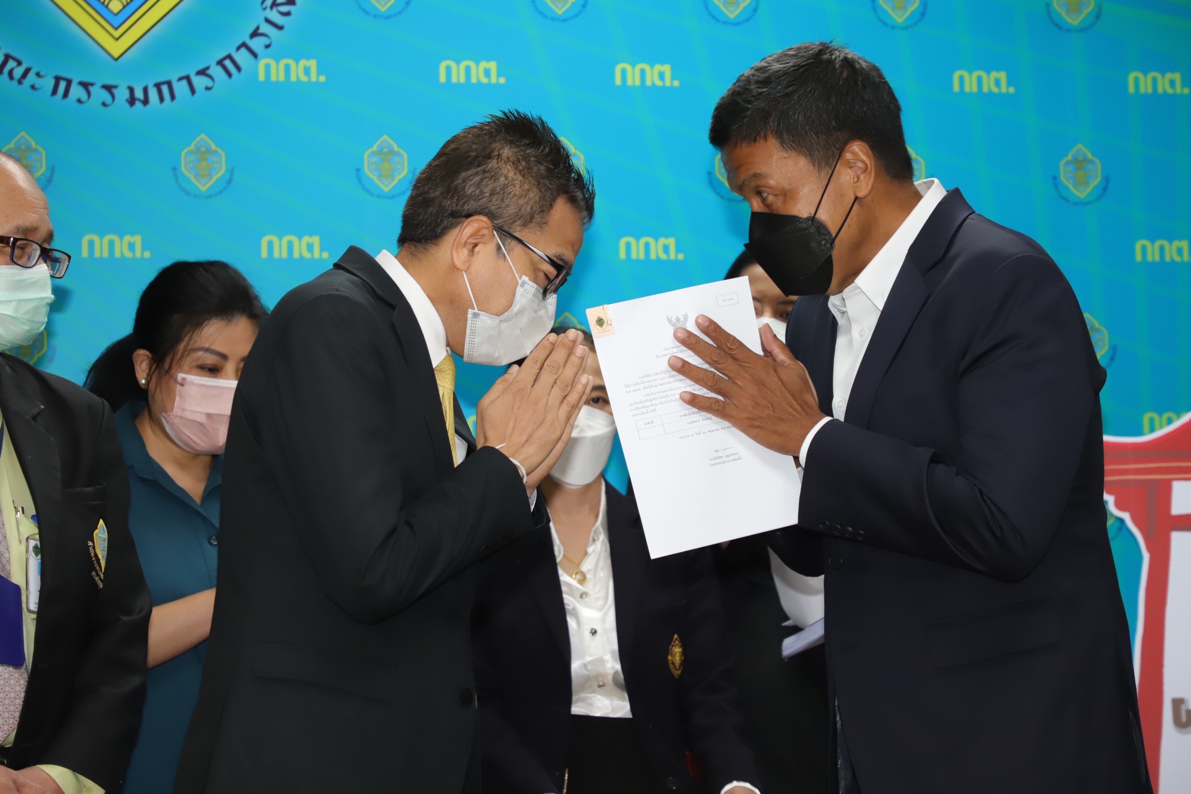 เลขาธิการ กกต. รับรองผู้ว่าฯ กทม.ตามกฎหมาย ไม่ได้ทำตามความต้องการของผู้ใด