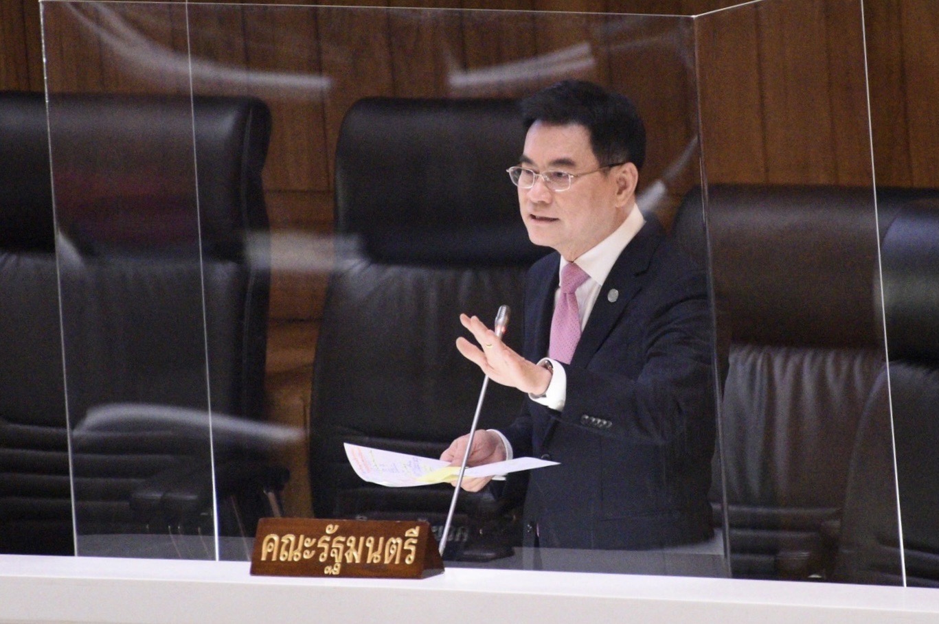 จุรินทร์ แจงสภา เงินเฟ้อไทยไม่ได้สูงสุดในโลก