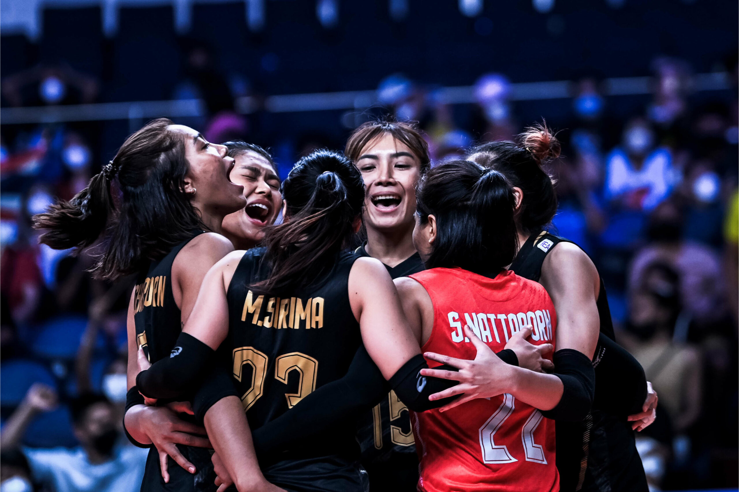 วอลเลย์บอลหญิง ทีมชาติไทย ติดโควิด 8 คน