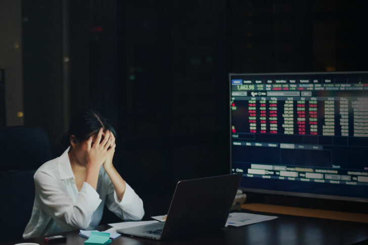 cover-ลาออก millennial-stress burnout