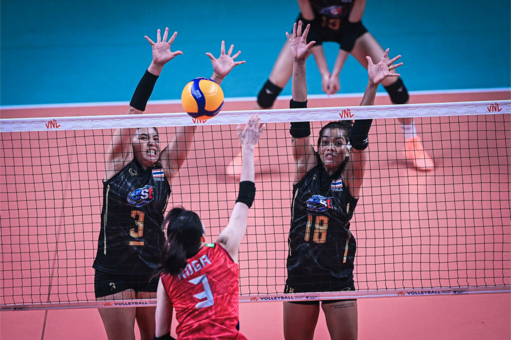 ทีมวอลเลย์บอลสาวไทย เจอ ญี่ปุ่น