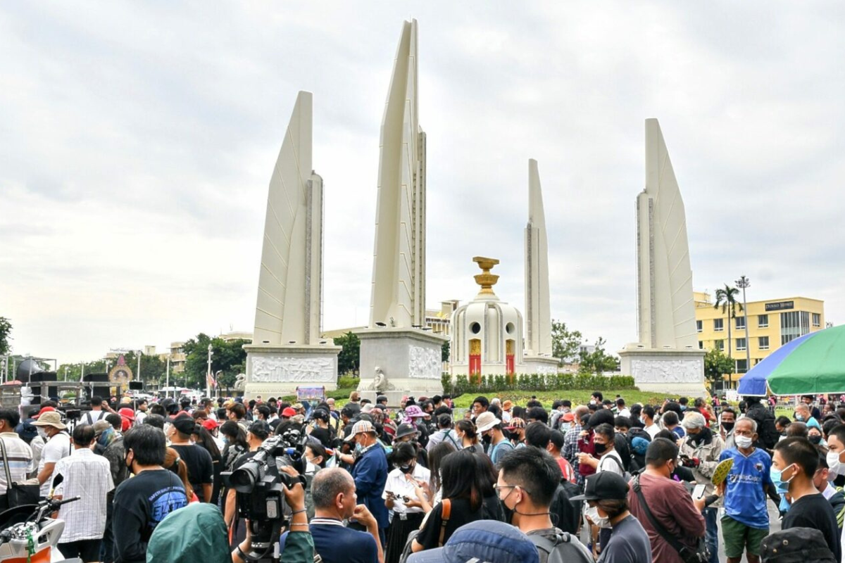 เช็กเส้นทางเลี่ยงม็อบวันนี้ 4 โมงเย็น เริ่มจากอนุสาวรีย์ประชาธิปไตย
