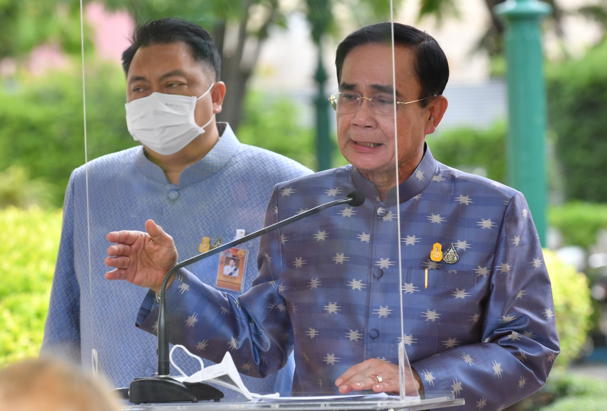 ประยุทธ์สั่งแก้ปัญหารถเมล์ไม่พอ แนะคมนาคมจ้างพนักงานชั่วคราว