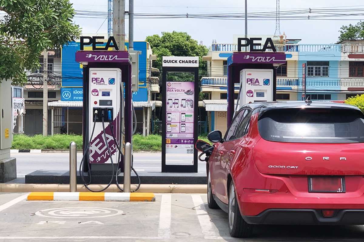 สถานีชาร์จ EV ทางเลือกของปั๊มน้ำมัน