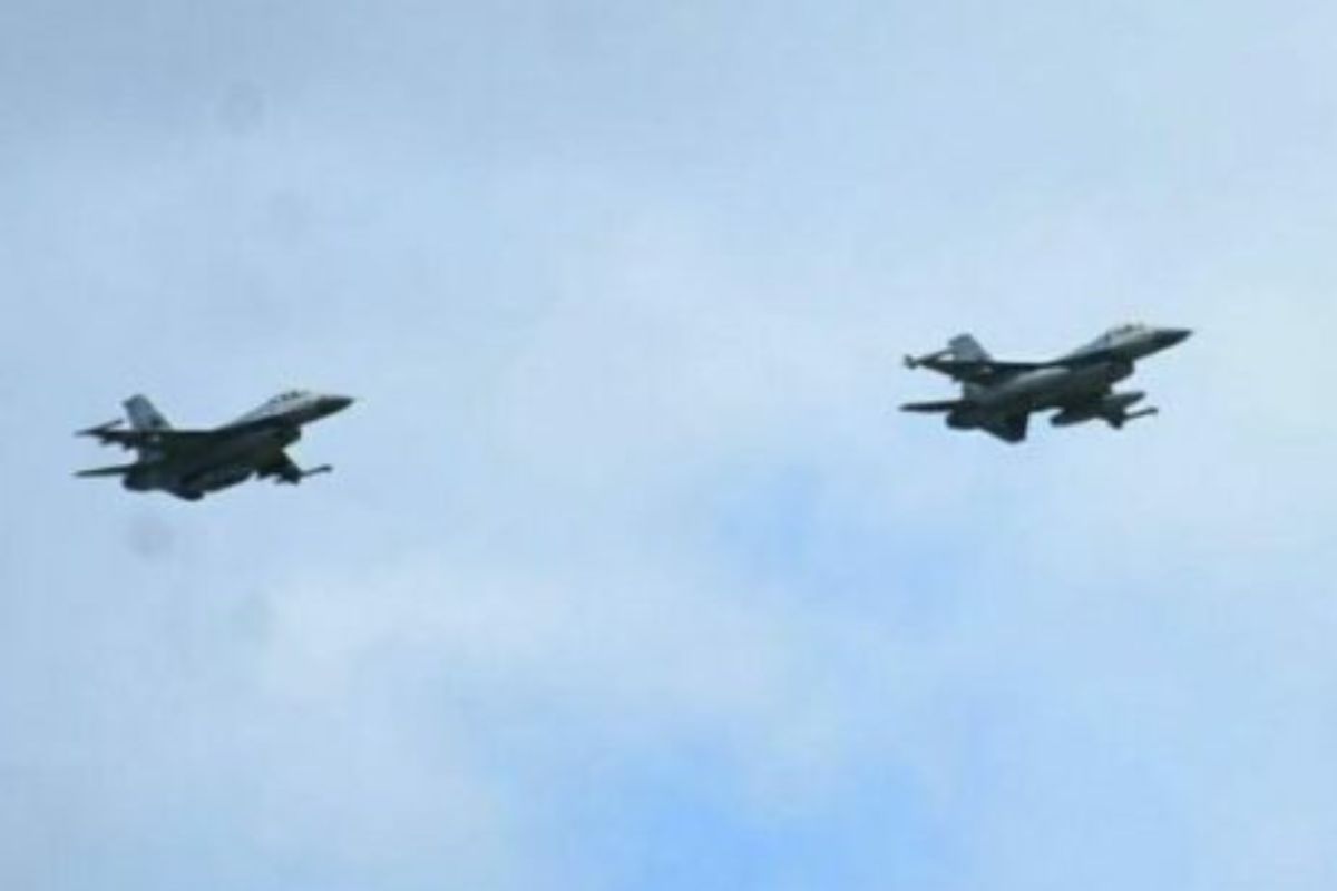กองทัพอากาศส่งเครื่อง F-16 คุมชายแดน จ.ตาก หลังเมียนมาบินล้ำแดนไทย