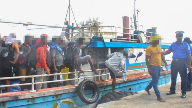 กองทัพเรือศรีลังกาจับกุมผู้อพยพผิกกฎหมาย
